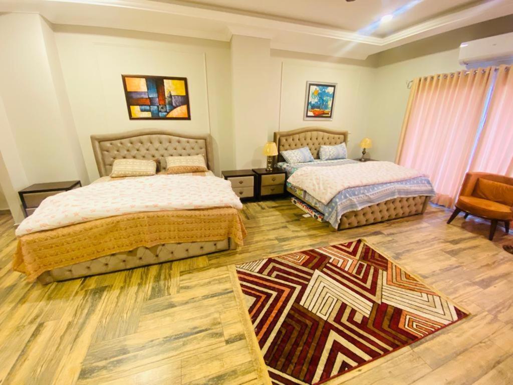 Holidazzle Serviced Apartments Bahria Town Rawalpindi Exterior photo