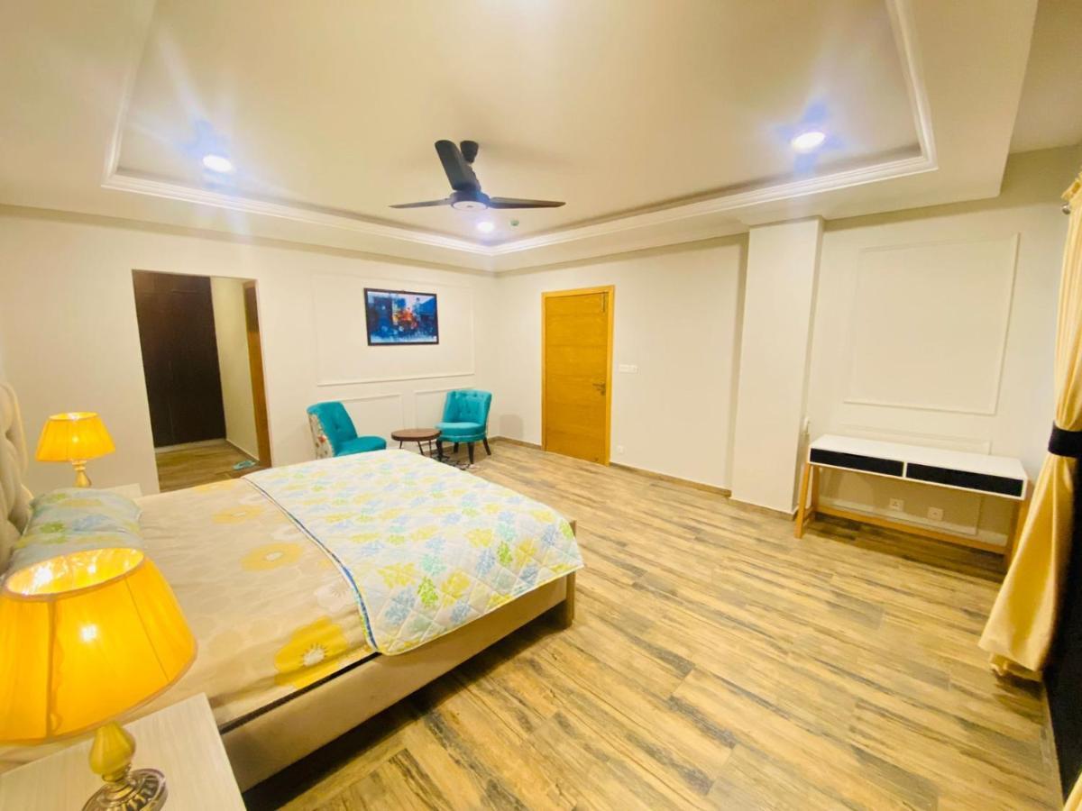 Holidazzle Serviced Apartments Bahria Town Rawalpindi Exterior photo